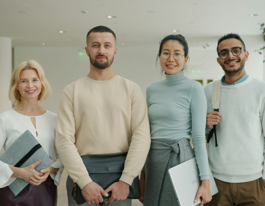 Dedicated offshore professionals team
